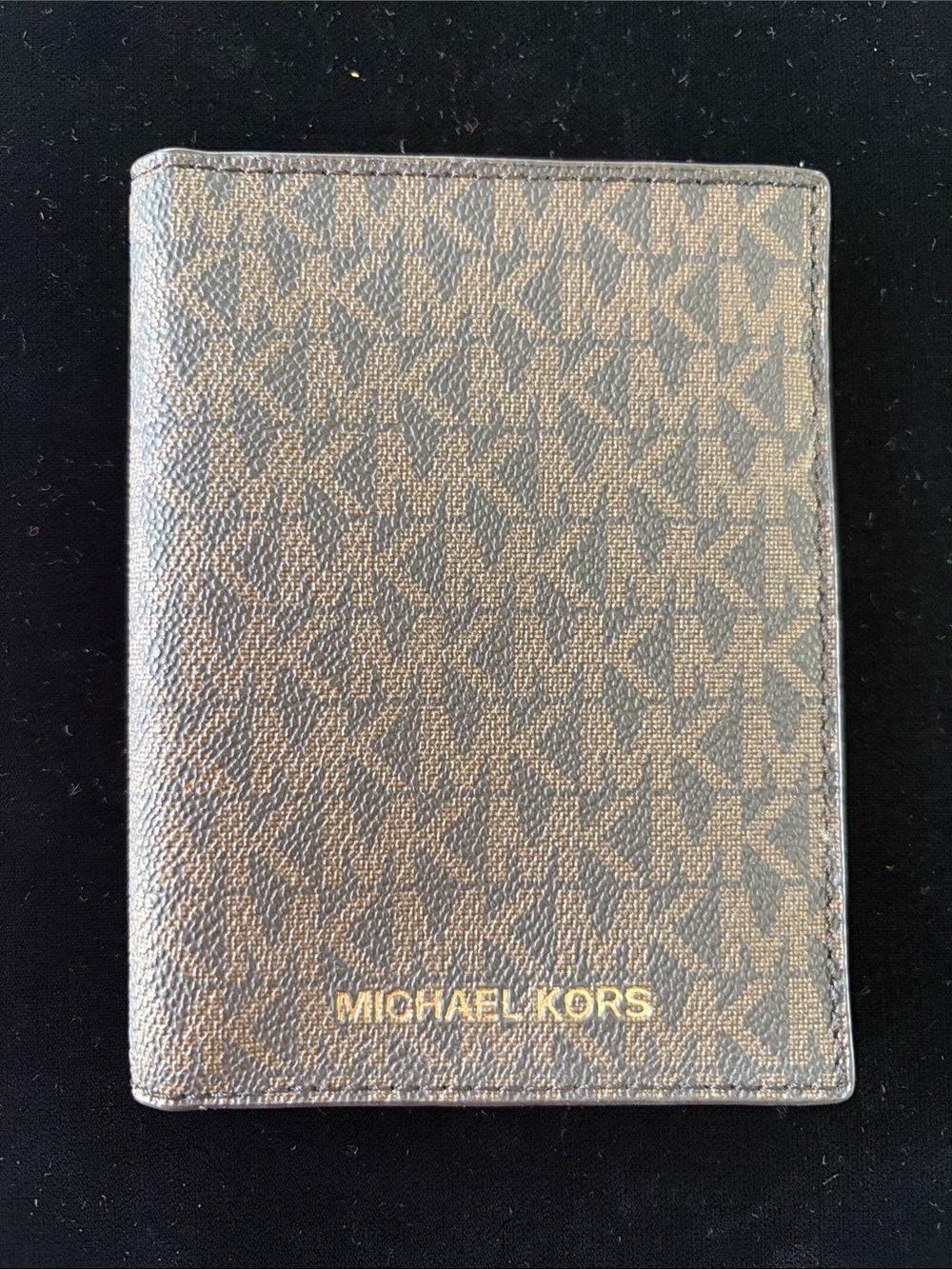 Michael Kors Brown/Beige Monogram Card & Passport Cover